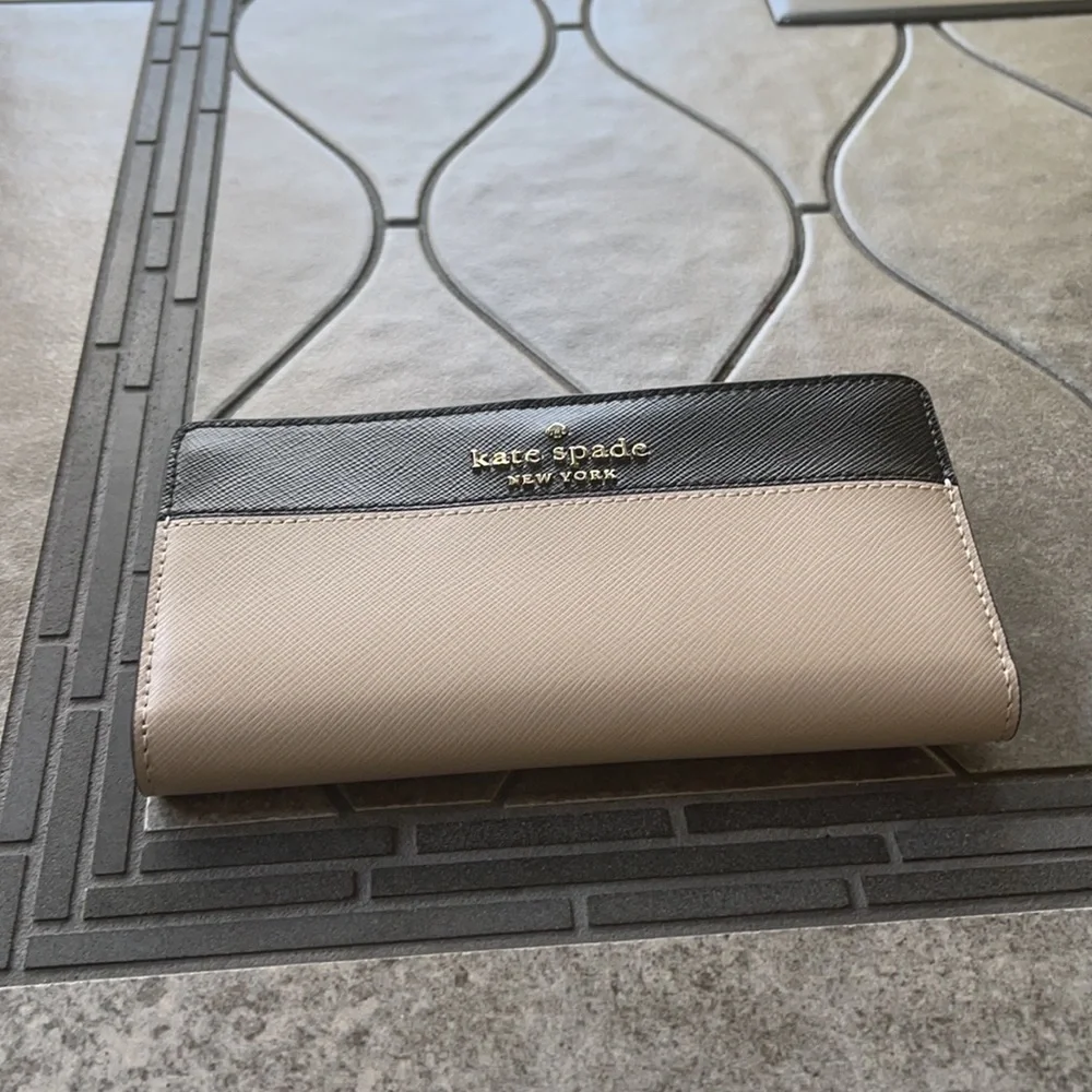 Kate Spade Staci Colorblock Large Slim Bifold Wallet - Picture 3 of 16